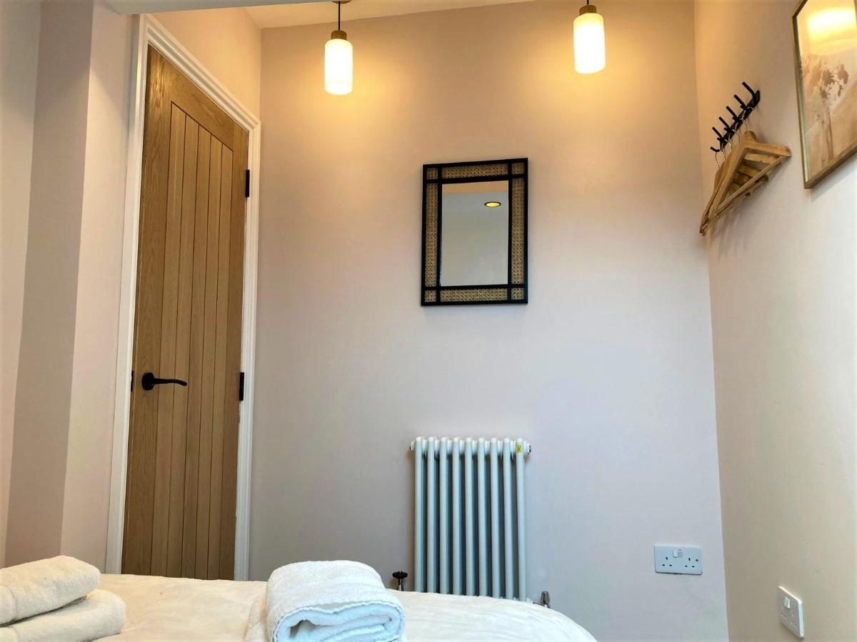 Appartamento Escape 2 Unwind, Minster Retreat - Sleeps 5 York Esterno foto