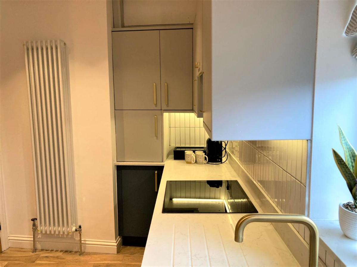 Appartamento Escape 2 Unwind, Minster Retreat - Sleeps 5 York Esterno foto