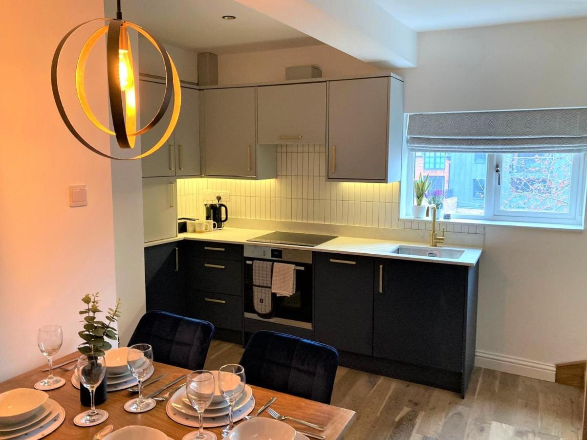 Appartamento Escape 2 Unwind, Minster Retreat - Sleeps 5 York Esterno foto
